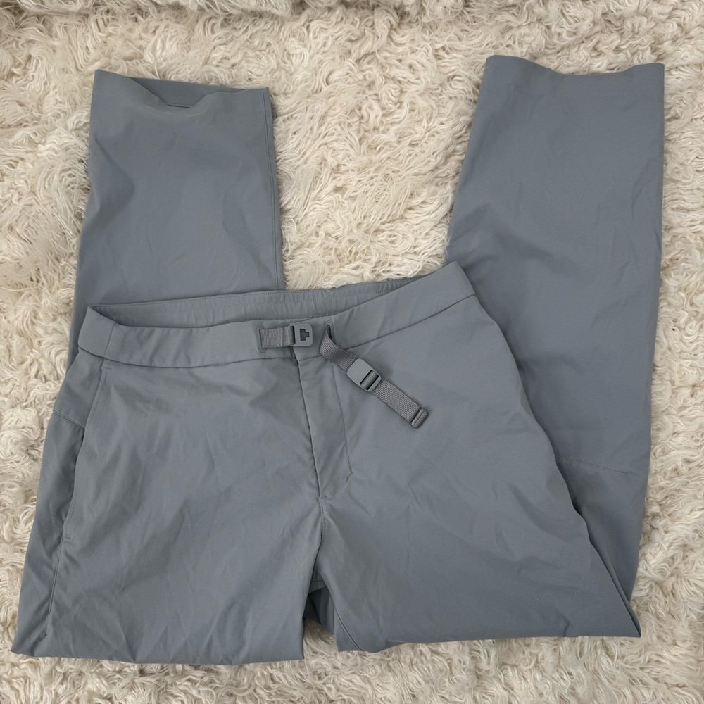 Lululemon Men's Belted Utilitech Grey Pants Size 33